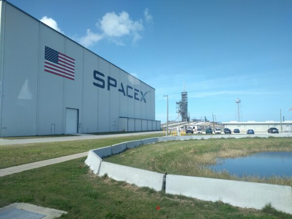 headquarters-of-SpaceX
