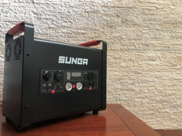 SUNGA-Portable-Power-Supply: LK 3000