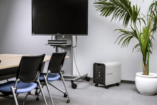 Portable-power-supplies-used-in-conference-rooms